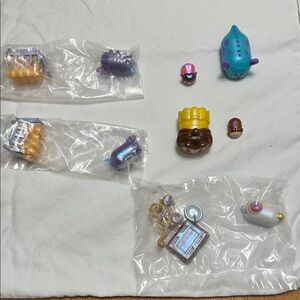 Assorted tsum tsum figures (see description)